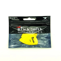 BlackSmith Triangle TAP073YW-M Medium 0.73mm Yellow упаковка медиаторов, delrin, 0.73 мм, 12 шт.