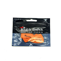 BlackSmith Triangle Picks TAP006OE-L Light 0.6mm Orange упаковка медиаторов, delrin, 0.6 мм, 12 шт.