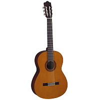 YAMAHA C40 классическая гитара, дека ель, корпус меранти, гриф нато, накладка на гриф палисандр, колки хромированные, цвет натуральный