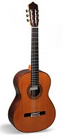PEREZ Luthier India Cedar  классическая гитара, верхняя дека - Solid кедр, корпус - Solid индийский палисандр, накладка на гриф - черное дерево