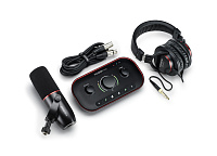 Focusrite Vocaster Two Studio Podcast Set студийный комплект
