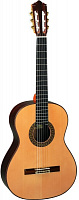 PEREZ 670 Spruce  классическая гитара, верхняя дека - массив немецкой ели, корпус - массив индийского палисандра