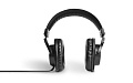 M-Audio AIR 192 | 4 Vocal Studio Pro Комплект, включающий в себя USB аудиоинтерфейс M-Track 2X2, наушники HDH40, конденсаторный микрофон Nova Black, XLR кабель, ПО