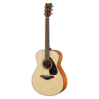 Yamaha FS820N  акустическая гитара, верхняя дека массив ели, цвет натуральный