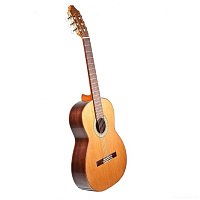 PRUDENCIO Classical Initiation Model 004A Spruce гитара классическая