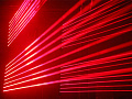 STAGE4 SUNLASER SWORD 500R/8x3A Линейный LED светильник комбинированного эффекта, поворотный эффект красной лазерной «расчески» и SUNSTRIP матрицы. Источник света 8*3W CREE Warm White LED (9960 Lux / 1m, угол 9°) + 8 лучей Laser: Red 500mW 638 nm