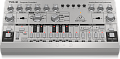 Behringer TD-3-SR басовый синтезатор, встроенный дисторшн, VCO, VCF, VCA, 16-шаговый секвенсор, 16 голосов, цвет серебристый